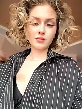 Snapshot of KellyKeler chatting on March 21, 2026, 10:09 am KellyKeler online show from March 21, 2026, 10:09 am