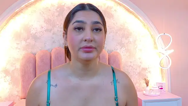 JasmineRhodes online show from January 9, 2026, 1:18 pm