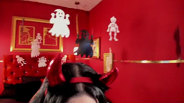 Anissa Ali online show from October 25, 2025, 3:28 am