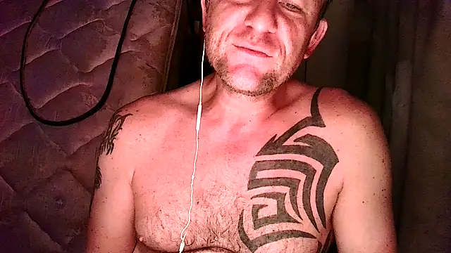 Yournaughty online show from June 10, 2026, 5:19 am
