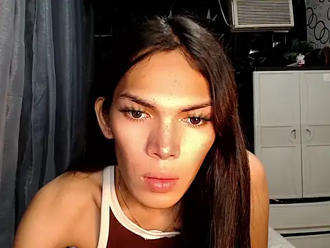 ladyhotcuming online show from May 6, 2026, 9:57 am
