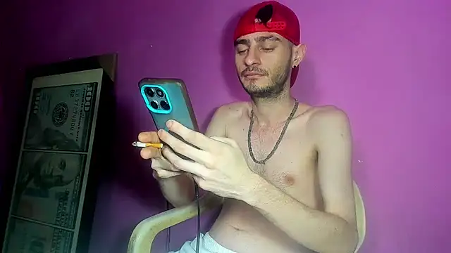 bigcockwhite777 online show from June 21, 2026, 9:42 pm