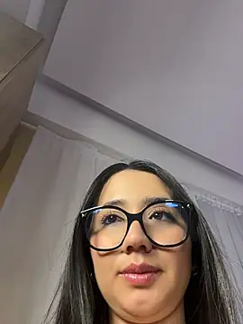Michelle Zoe online show from May 23, 2026, 10:31 pm