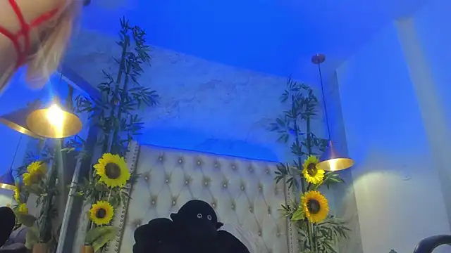 LittleeJaz online show from October 9, 2025, 3:51 am