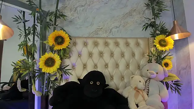 LittleeJaz online show from July 18, 2026, 2:31 am