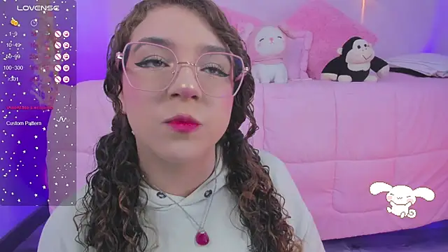 hannacutegod online show from September 14, 2025, 5:19 am