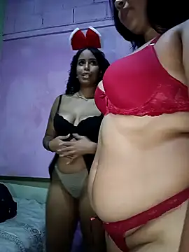 Fernanda30 online show from March 3, 2026, 5:25 am