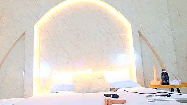 Snapshot of AbrilPeach chatting on March 15, 2026, 4:52 am AbrilPeach online show from March 15, 2026, 4:52 am