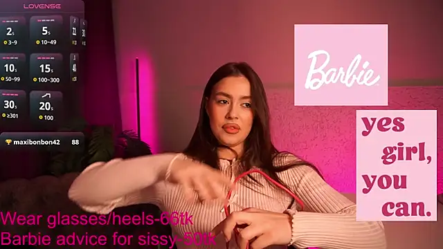 EmiliyaRoude online show from November 6, 2025, 12:31 pm