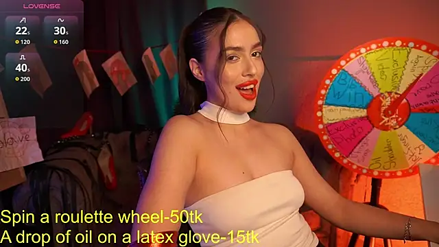 EmiliyaRoude online show from September 20, 2025, 1:05 pm