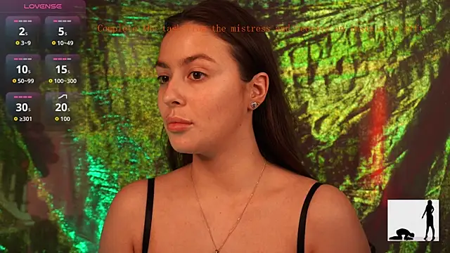 EmiliyaRoude online show from December 22, 2025, 1:22 pm