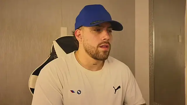 Ades Lowe online show from November 14, 2025, 12:53 pm