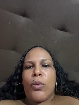 sandrisima1 online show from February 13, 2026, 1:49 am