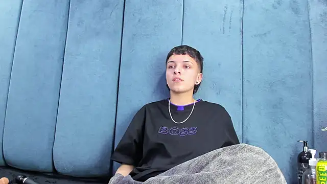 Megan Thompson  online show from February 19, 2026, 2:19 am