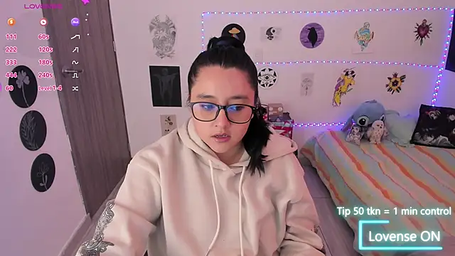 Snapshot of Cherry_blush_ chatting on June 5, 2026, 10:04 pm Cherry blush online show from June 5, 2026, 10:04 pm