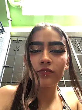 Snapshot of Karol_Yessenia chatting on September 27, 2025, 3:51 pm Karol Yessenia online show from September 27, 2025, 3:51 pm