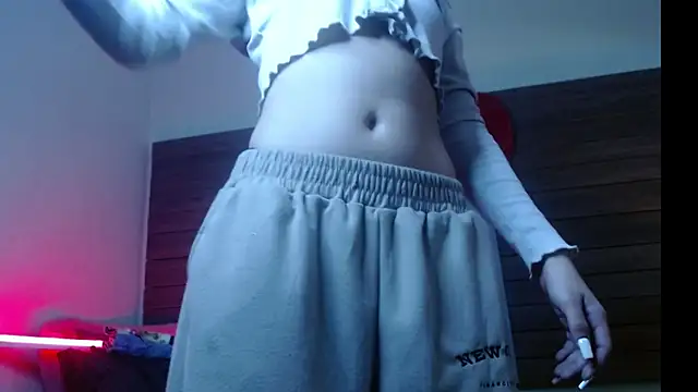 Snapshot of Karol_Yessenia chatting on October 14, 2025, 1:23 pm Karol Yessenia online show from October 14, 2025, 1:23 pm