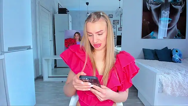 MashaFromRussia   online show from October 19, 2025, 8:50 am