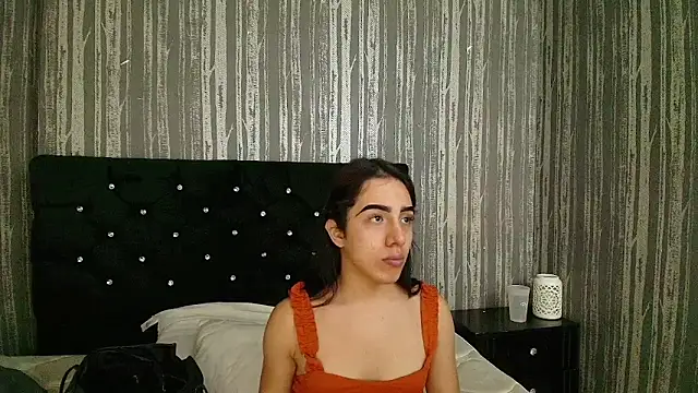 Alicee Moonn online show from June 20, 2026, 7:41 pm