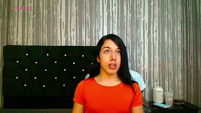 Alicee Moonn online show from April 21, 2026, 5:30 pm