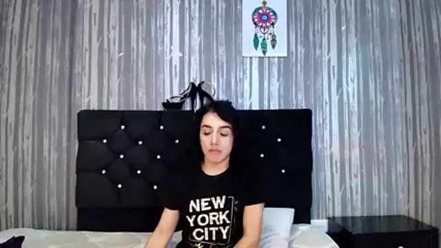 Alicee Moonn online show from December 20, 2025, 12:24 am