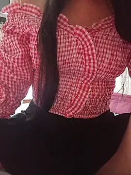 Hottiesophie online show from June 11, 2026, 4:26 pm