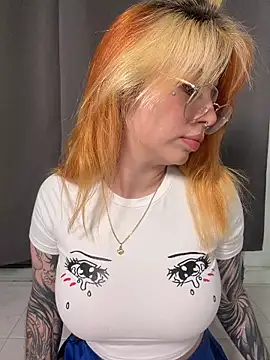 YunoRose  online show from November 26, 2025, 3:39 am