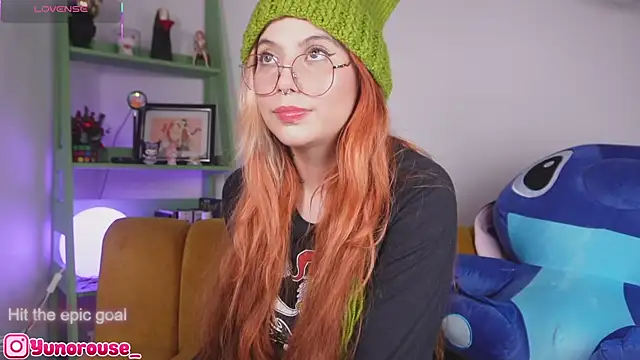 Snapshot of YunoRose_ chatting on March 26, 2026, 3:49 am YunoRose online show from March 26, 2026, 3:49 am