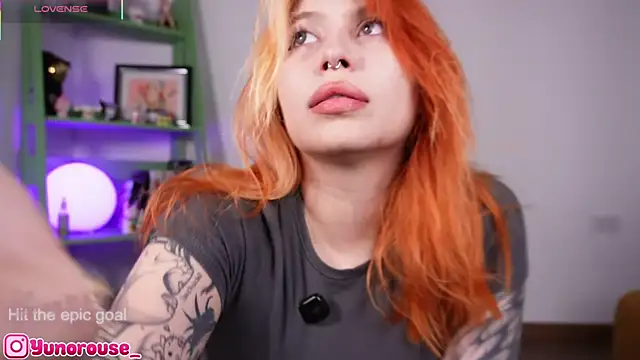 YunoRose  online show from October 10, 2025, 4:02 am