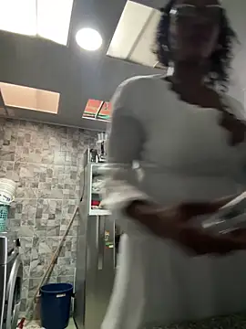 Bustykeyla online show from March 7, 2026, 10:37 pm