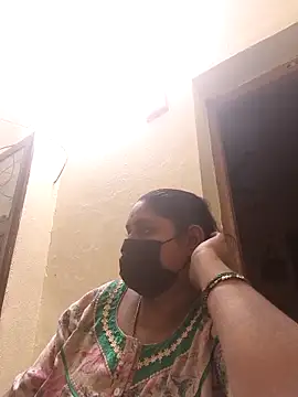 Villageanuty online show from September 29, 2025, 3:28 pm