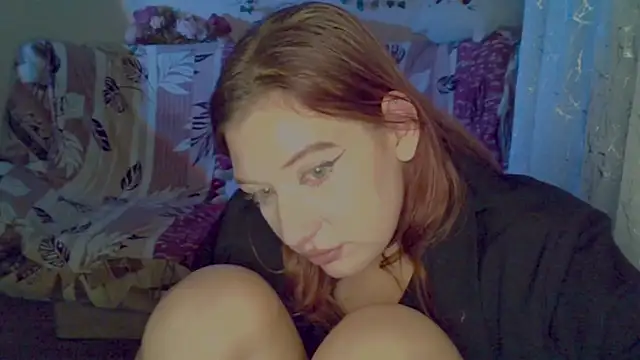 Lily Ember online show from December 13, 2025, 8:04 pm