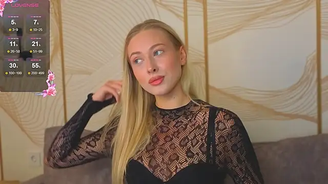 ChristyMarshall online show from October 8, 2025, 4:29 pm