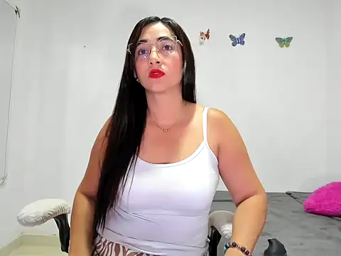 TamiDesire online show from September 17, 2025, 11:18 pm