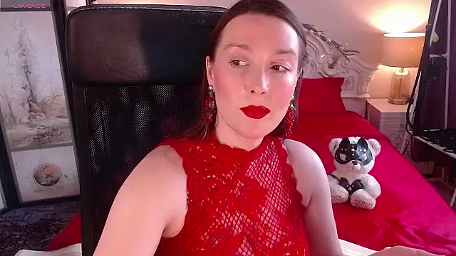 SofiaBimboss online show from July 18, 2026, 2:53 am