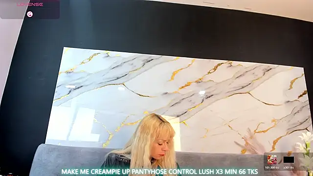 samanthajonexxx online show from March 19, 2026, 5:35 pm