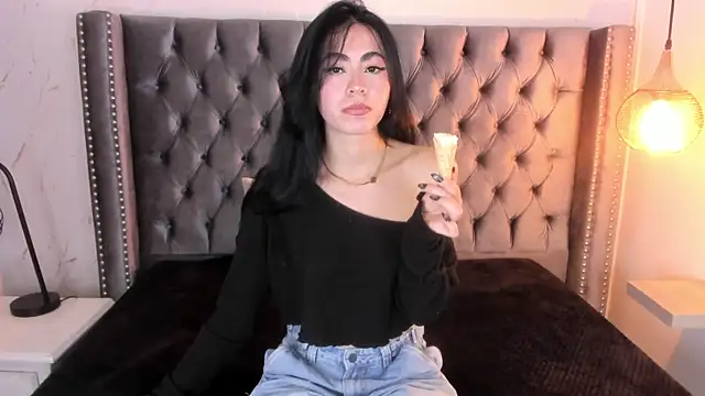 Anya Belth online show from July 7, 2026, 7:06 pm