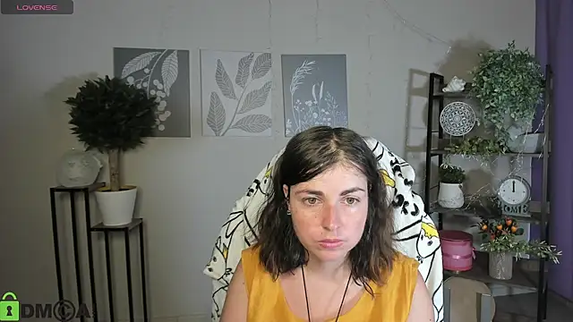 MartaEdams online show from July 13, 2026, 5:07 am