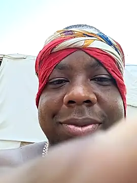 PENTHOUSECEOCLUBHOUSEPRES online show from September 15, 2025, 4:51 pm