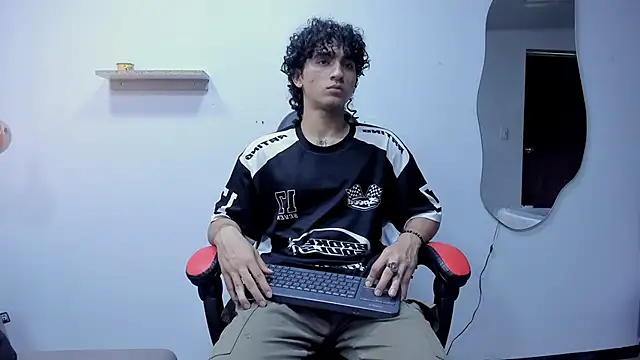 JackesTaylor online show from September 24, 2025, 4:30 am