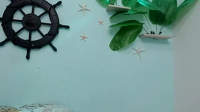 eladyrous98 online show from October 13, 2025, 4:08 pm