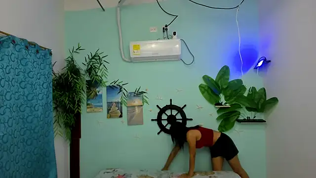 eladyrous98 online show from February 6, 2026, 1:18 pm