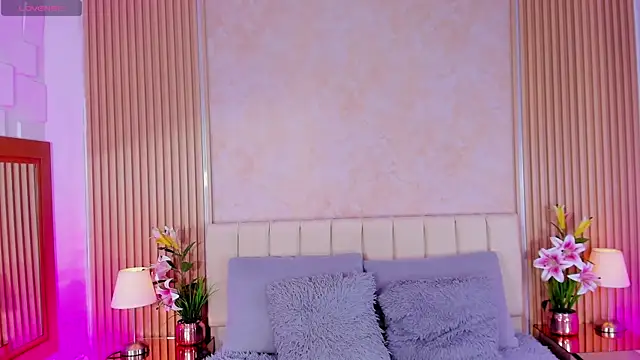 ZOEBARLOWE online show from September 24, 2025, 5:58 am