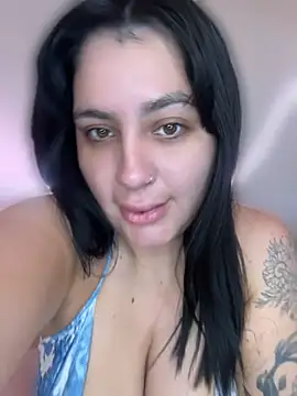 victoria amatista  online show from July 10, 2026, 4:07 pm