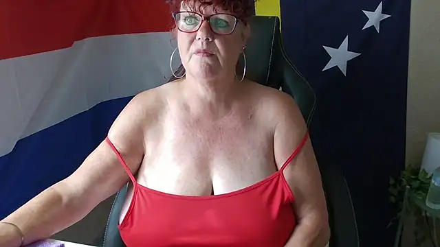 -Curvy- online show from June 13, 2026, 8:56 am