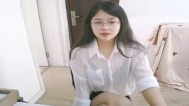 Snapshot of 98bunny chatting on October 13, 2025, 2:46 am 98bunny online show from October 13, 2025, 2:46 am