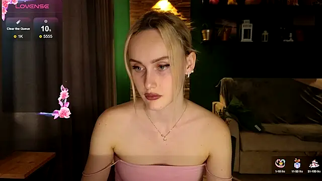 Belle Vill3575 online show from September 12, 2025, 8:25 am