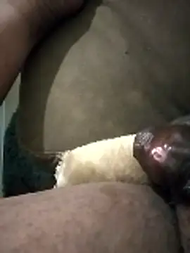 Curvy Pounder online show from April 3, 2026, 12:06 am