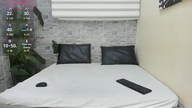 MeganBlazze online show from October 8, 2025, 4:03 am