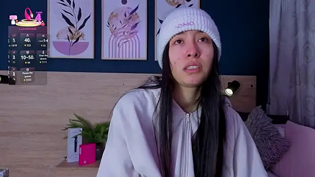 SarahMiler  online show from February 23, 2026, 11:44 am